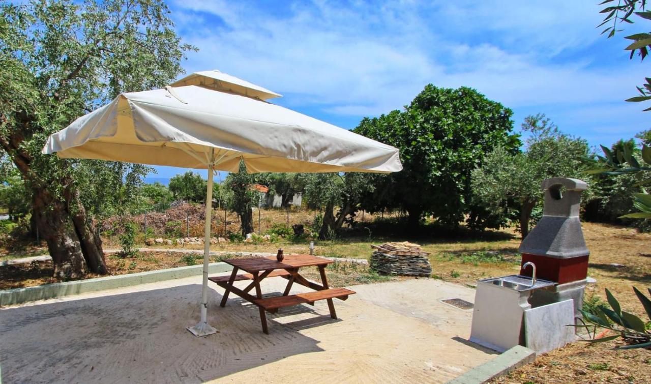 Panos House Kinira Exterior foto